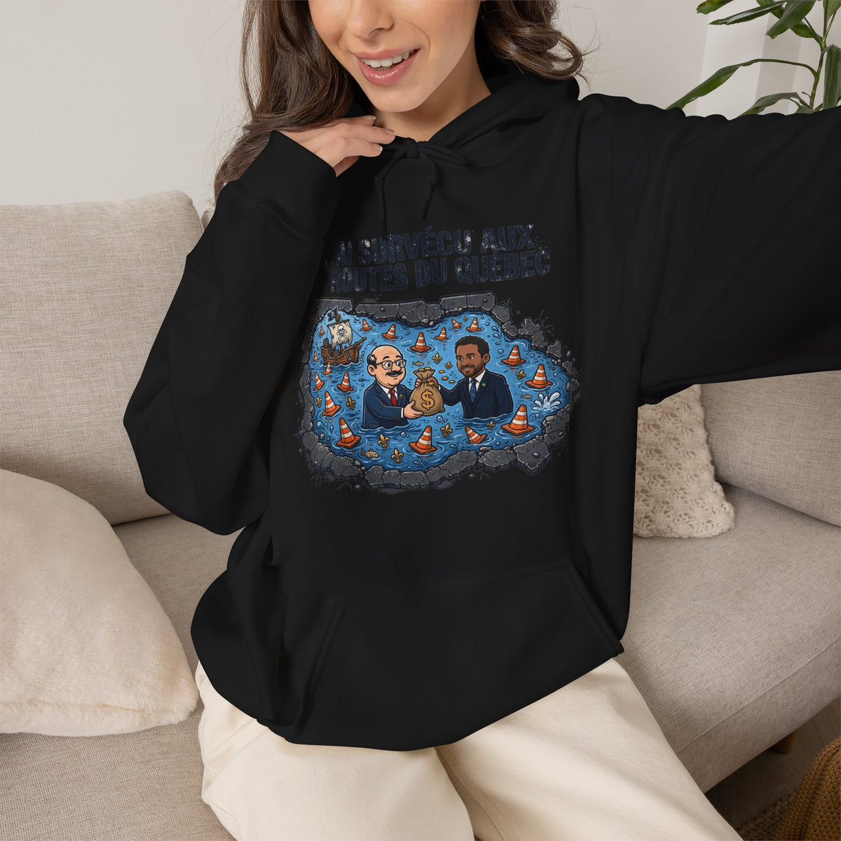 Hoodie - "J'ai Survécu aux Routes du Québec" Road Trip Canada Sweatshirt