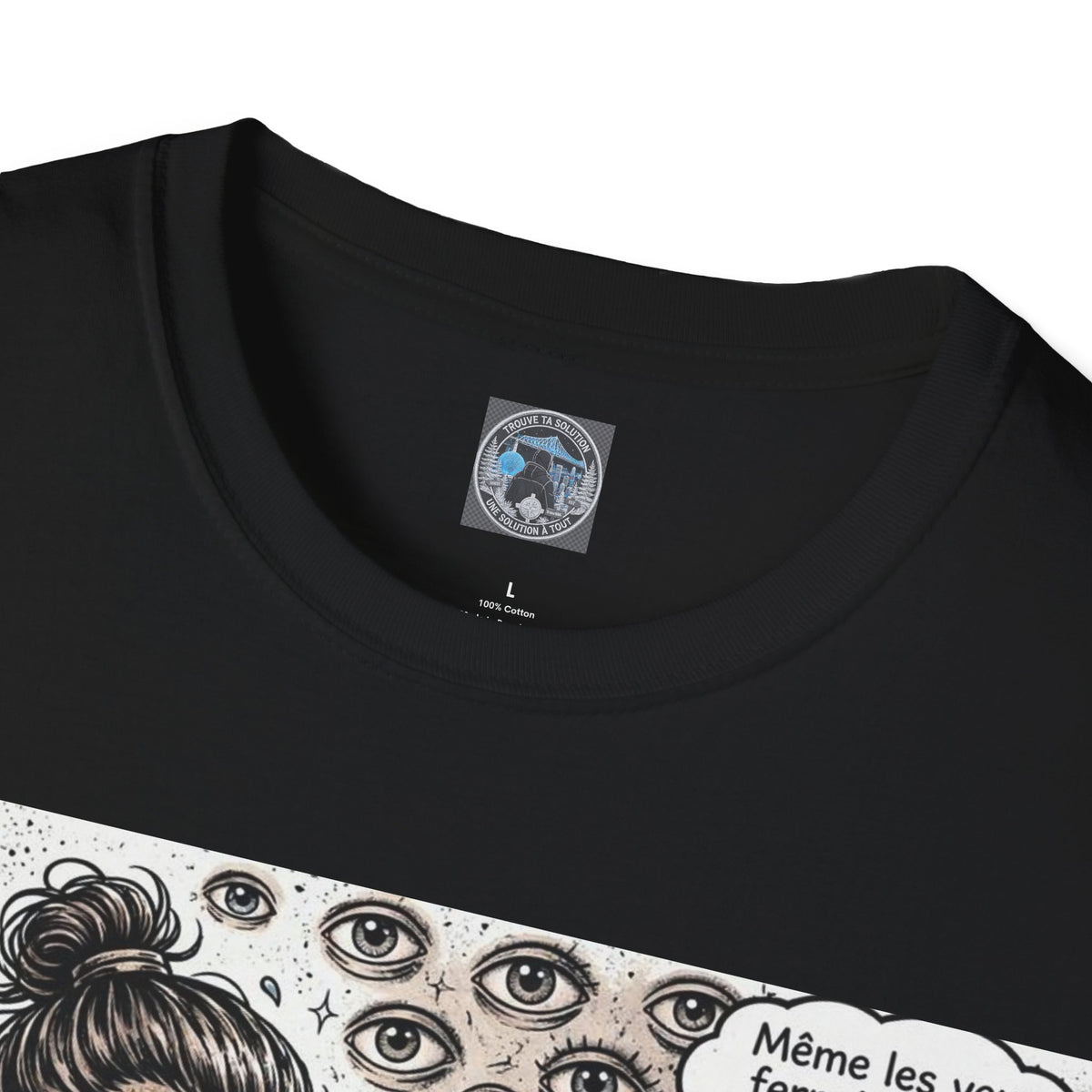 T-Shirt Elle Dort Mais Elle Voit Tout - Couple Toxique Humour - Cadeau Jalousie
